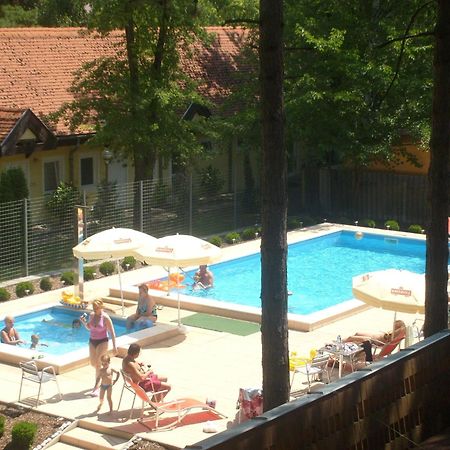 Hotel Korona شيوفوك المظهر الخارجي الصورة