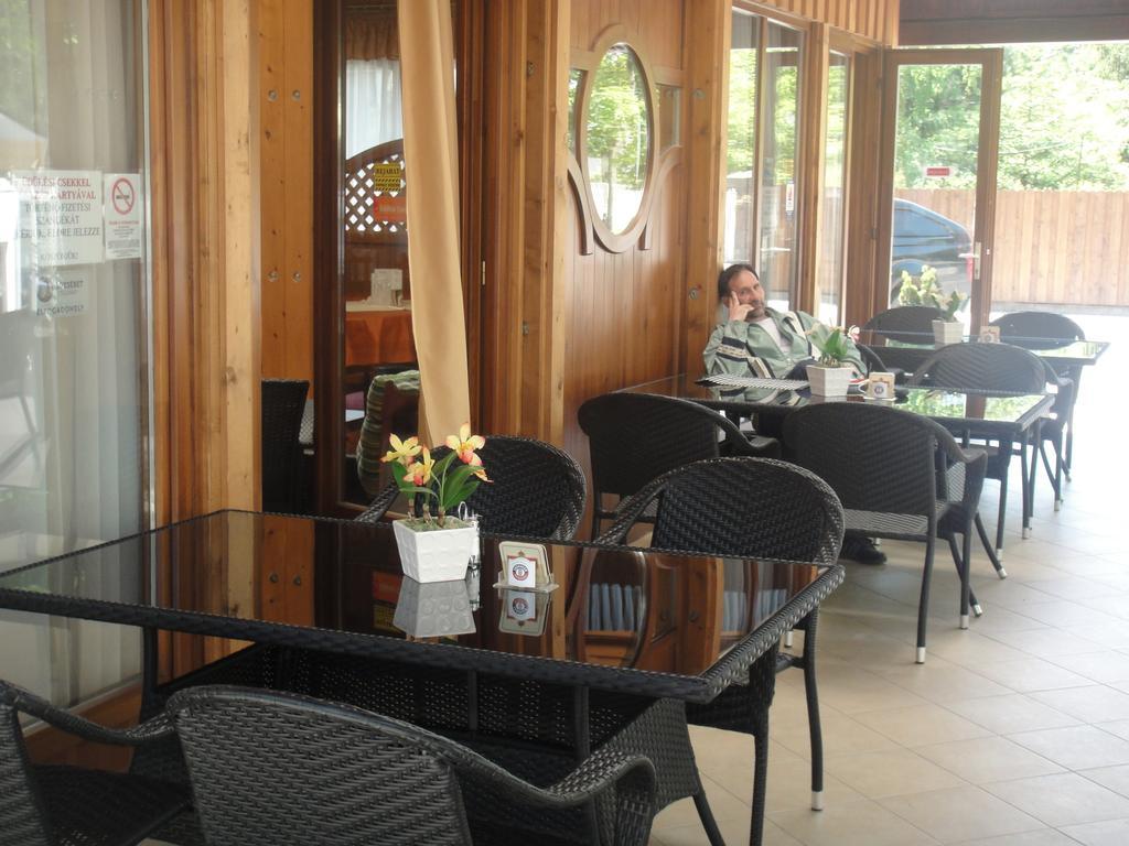 Hotel Korona شيوفوك المظهر الخارجي الصورة